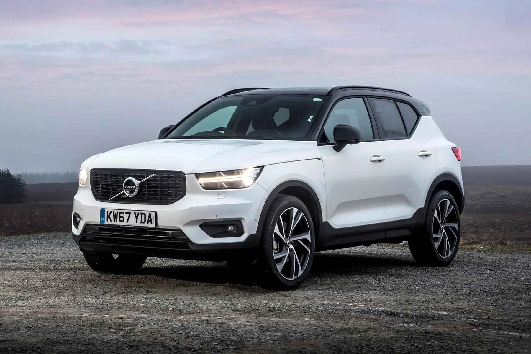 does the volvo xc40 have remote start