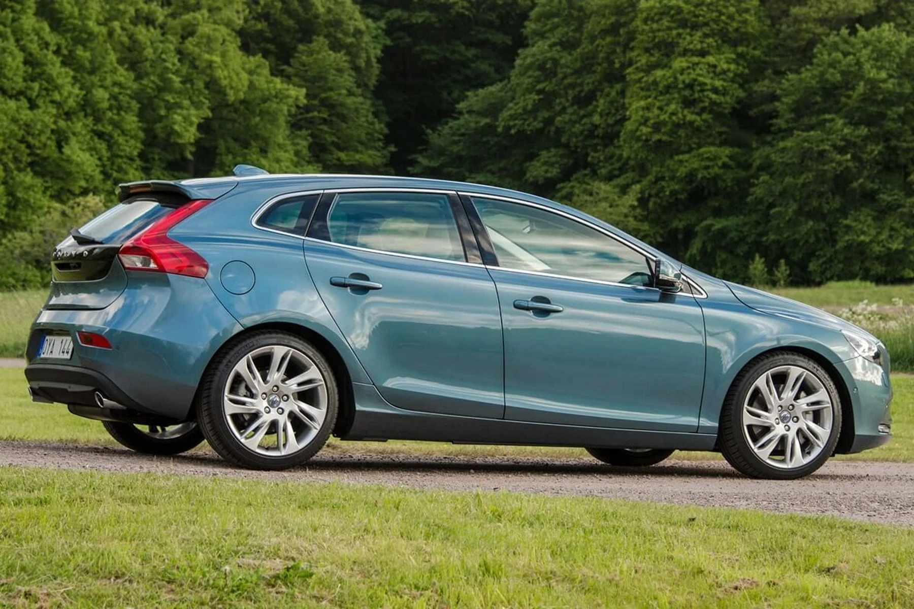 volvo v40 maintenance schedule