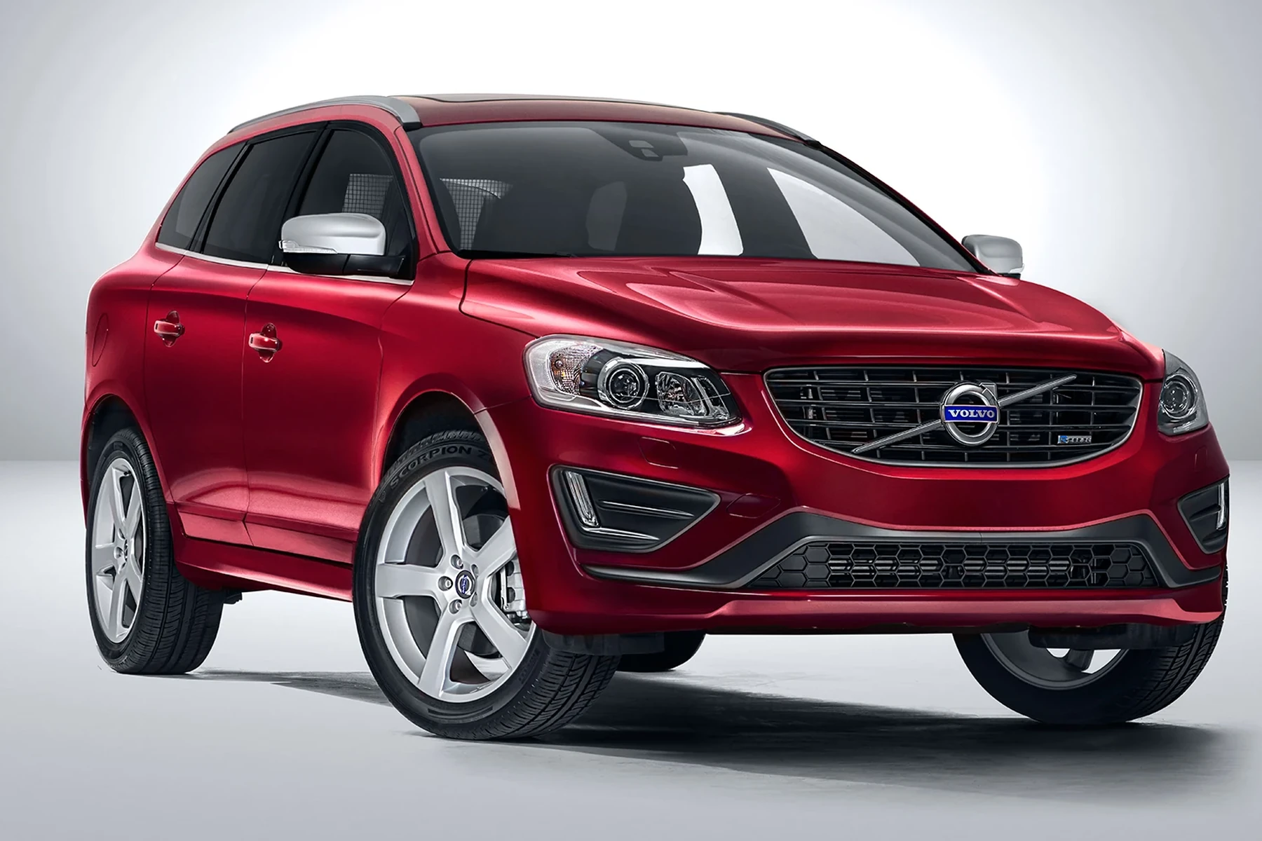 old volvo vs new car crash
