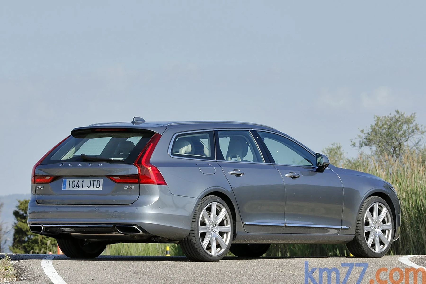volvo d11 engine specs