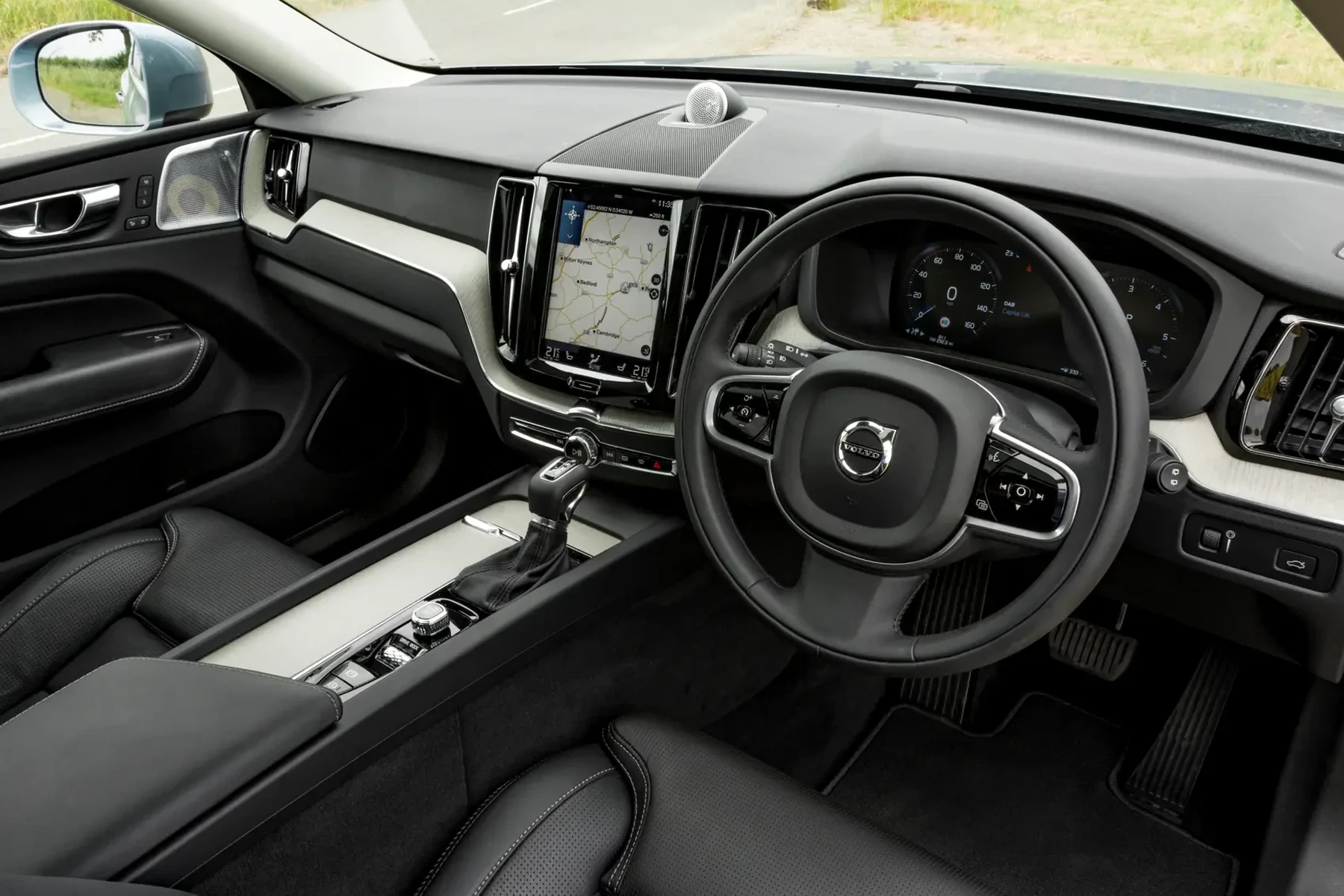 are volvo xc60 all wheel drive