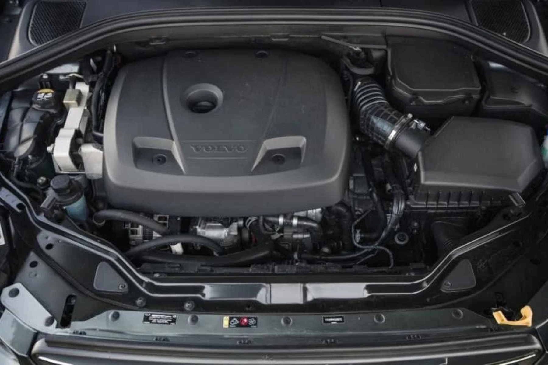 auxiliary battery volvo xc60