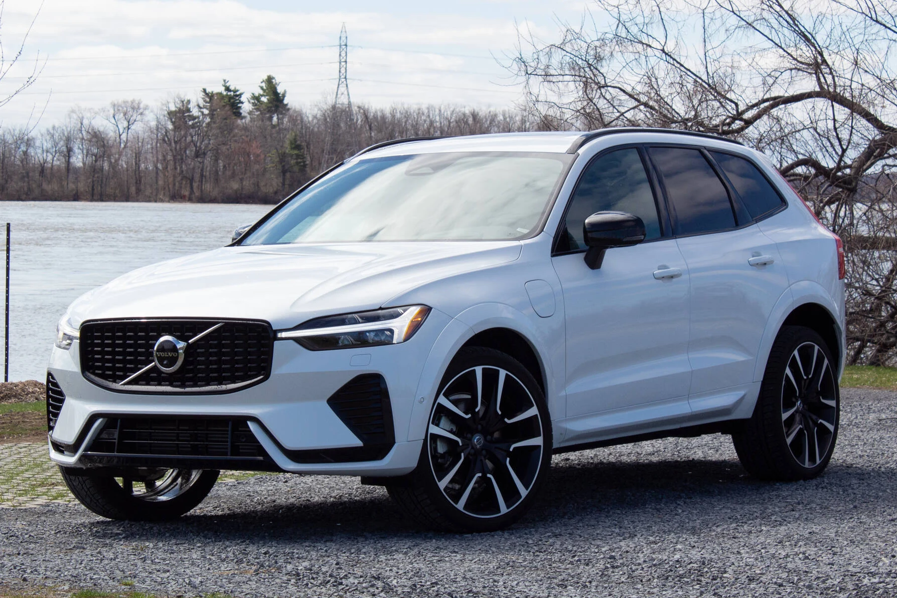 difference between b6 and t6 volvo