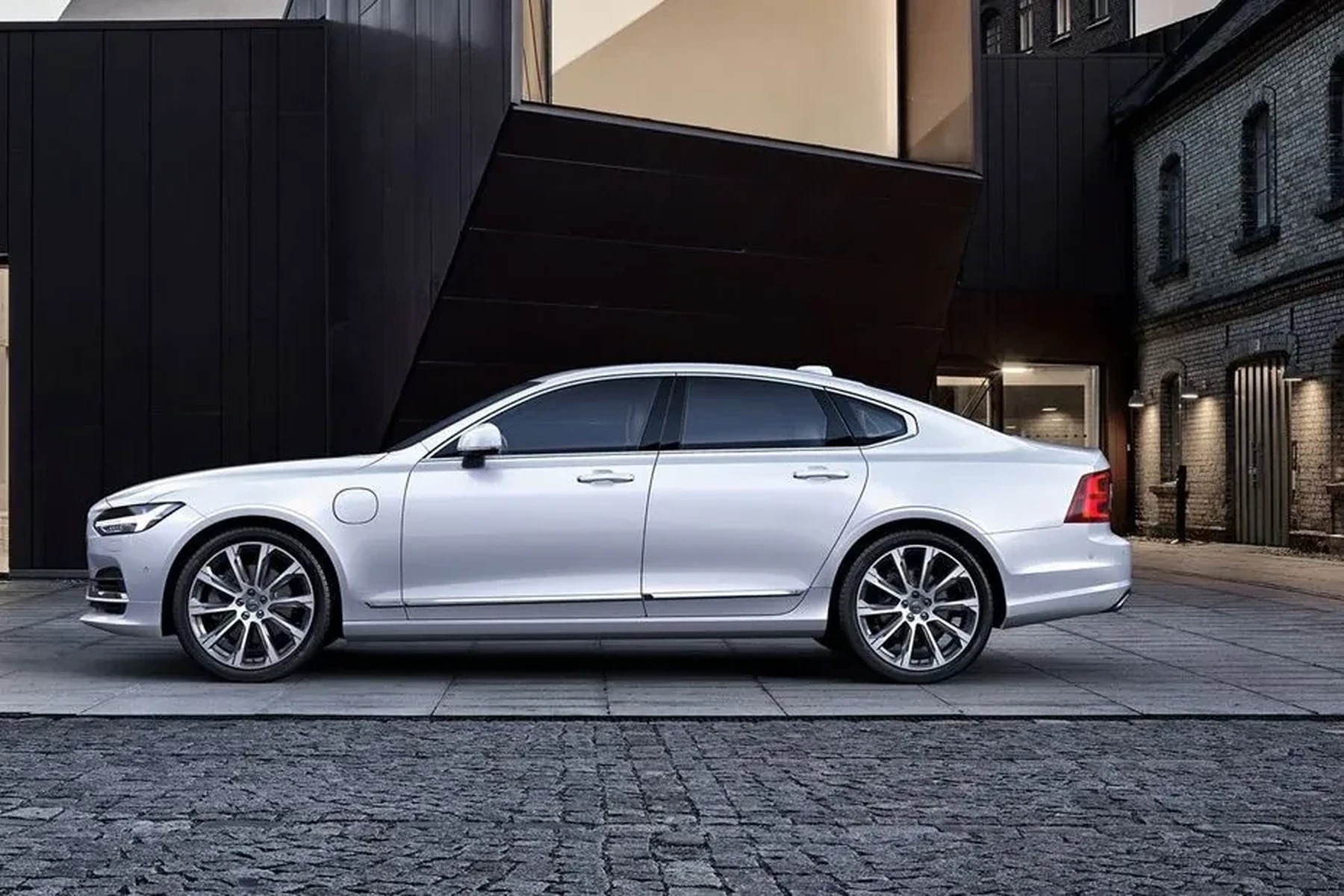 do scanner for volvo need programming