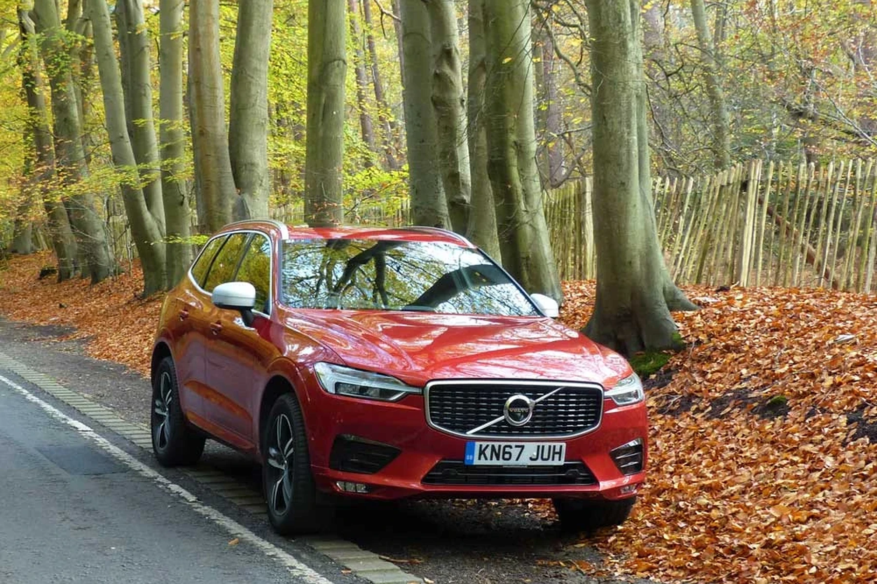 how many seats does the volvo xc60 have