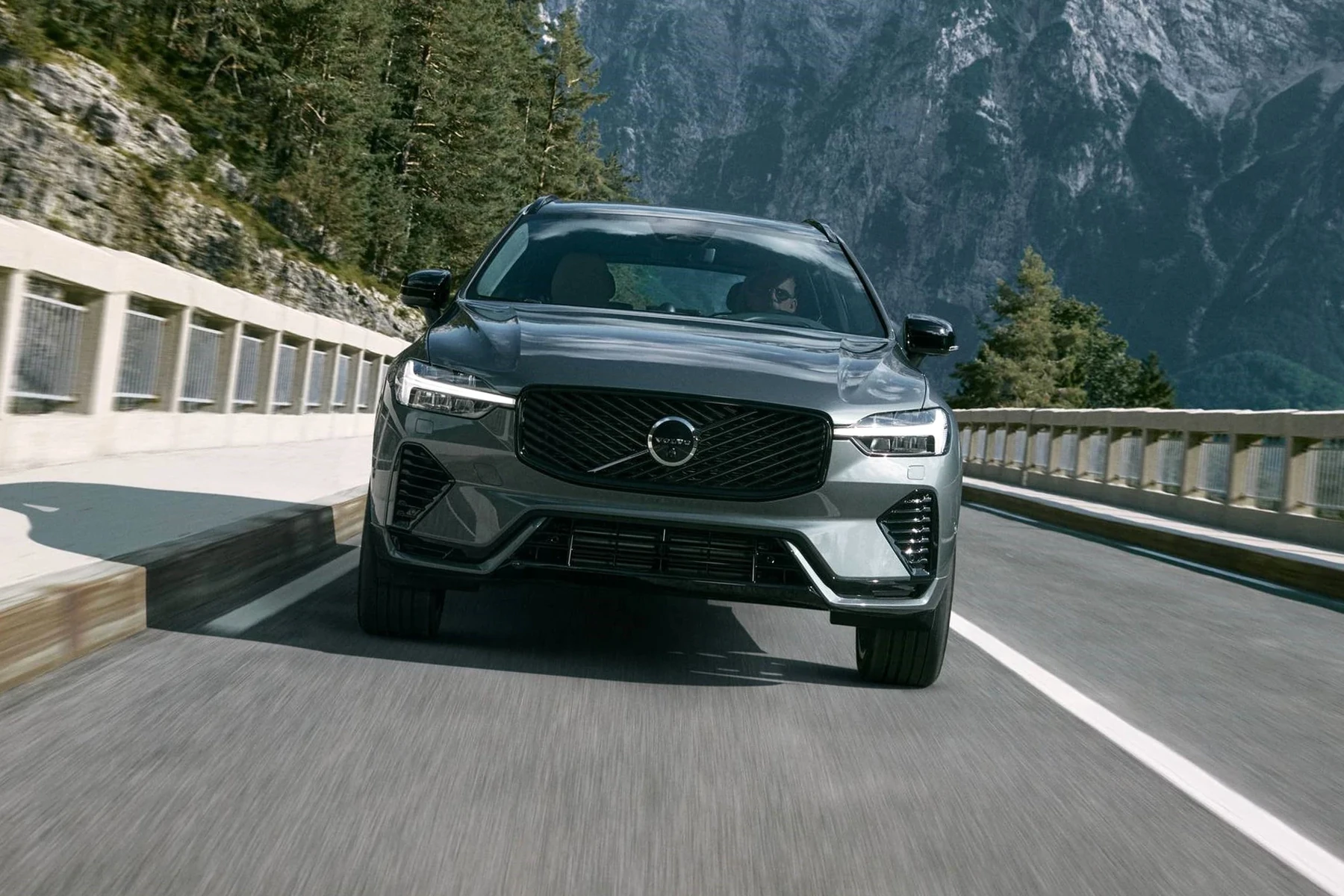 how much is a 2020 volvo xc60