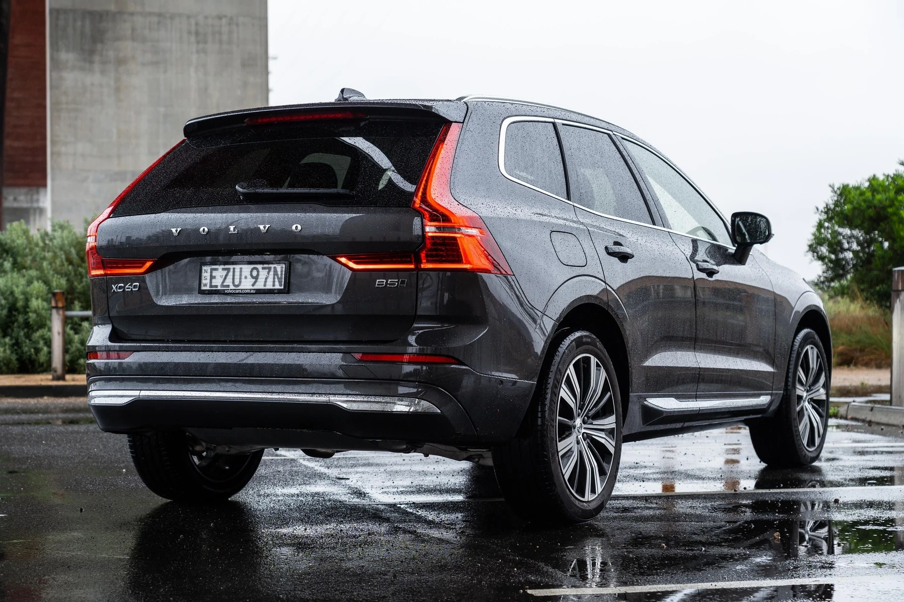 how to change display on volvo xc60