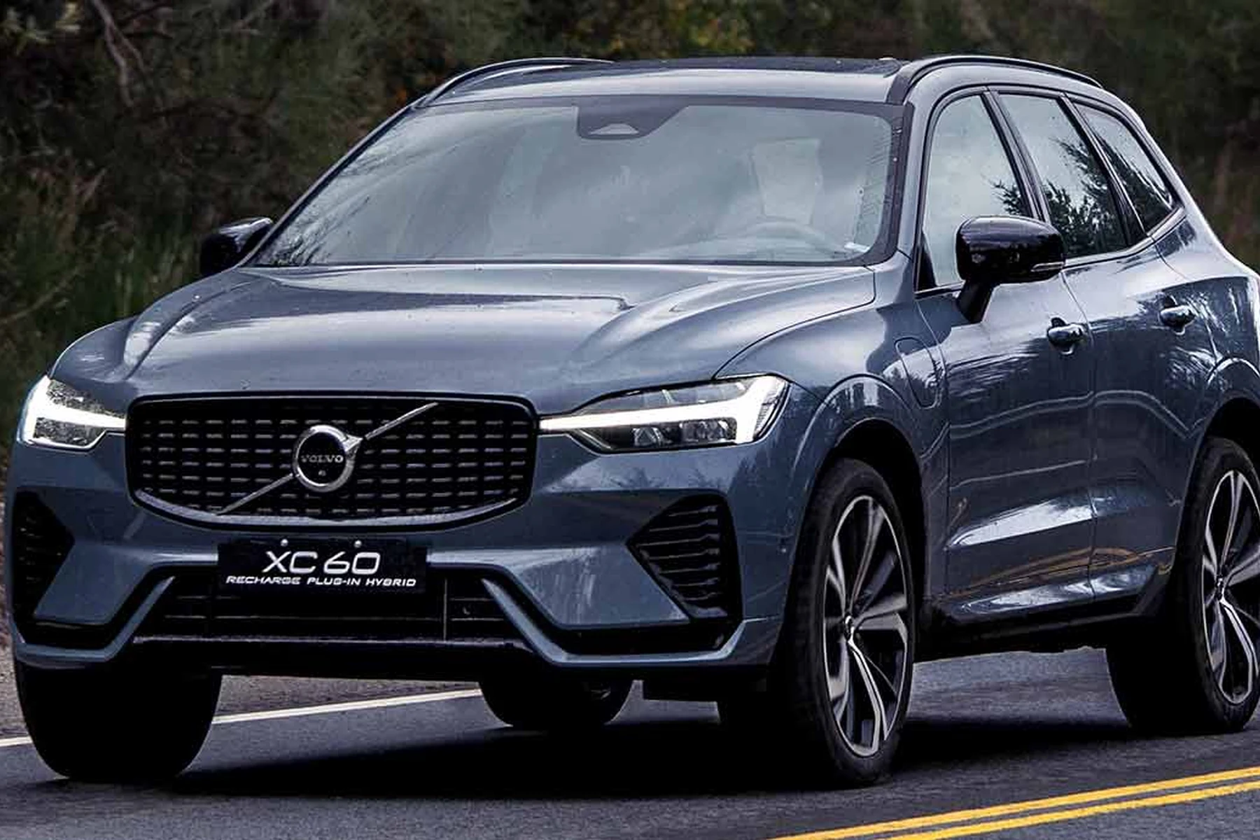 size difference between volvo xc40 and xc60