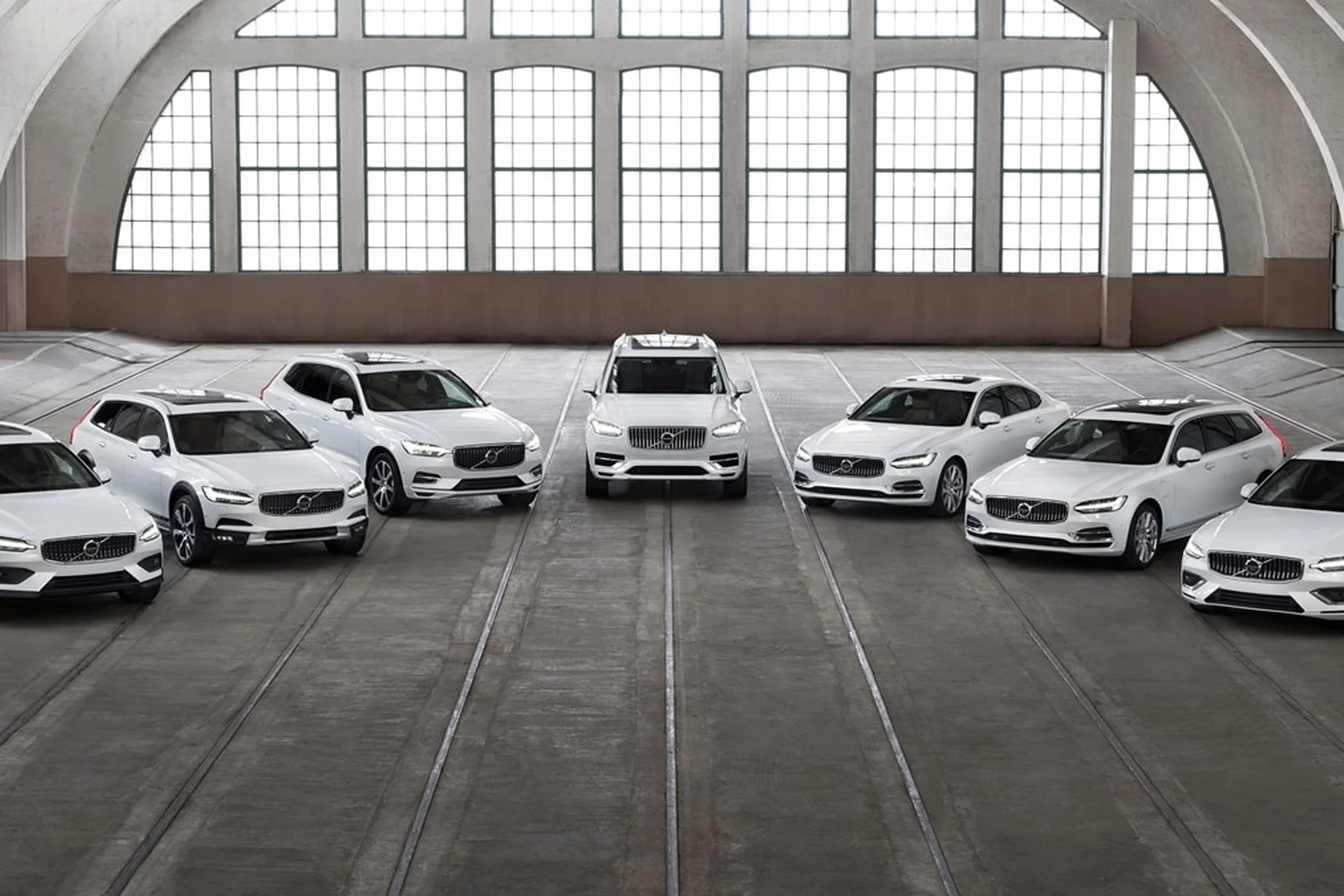 volvo care vs lease