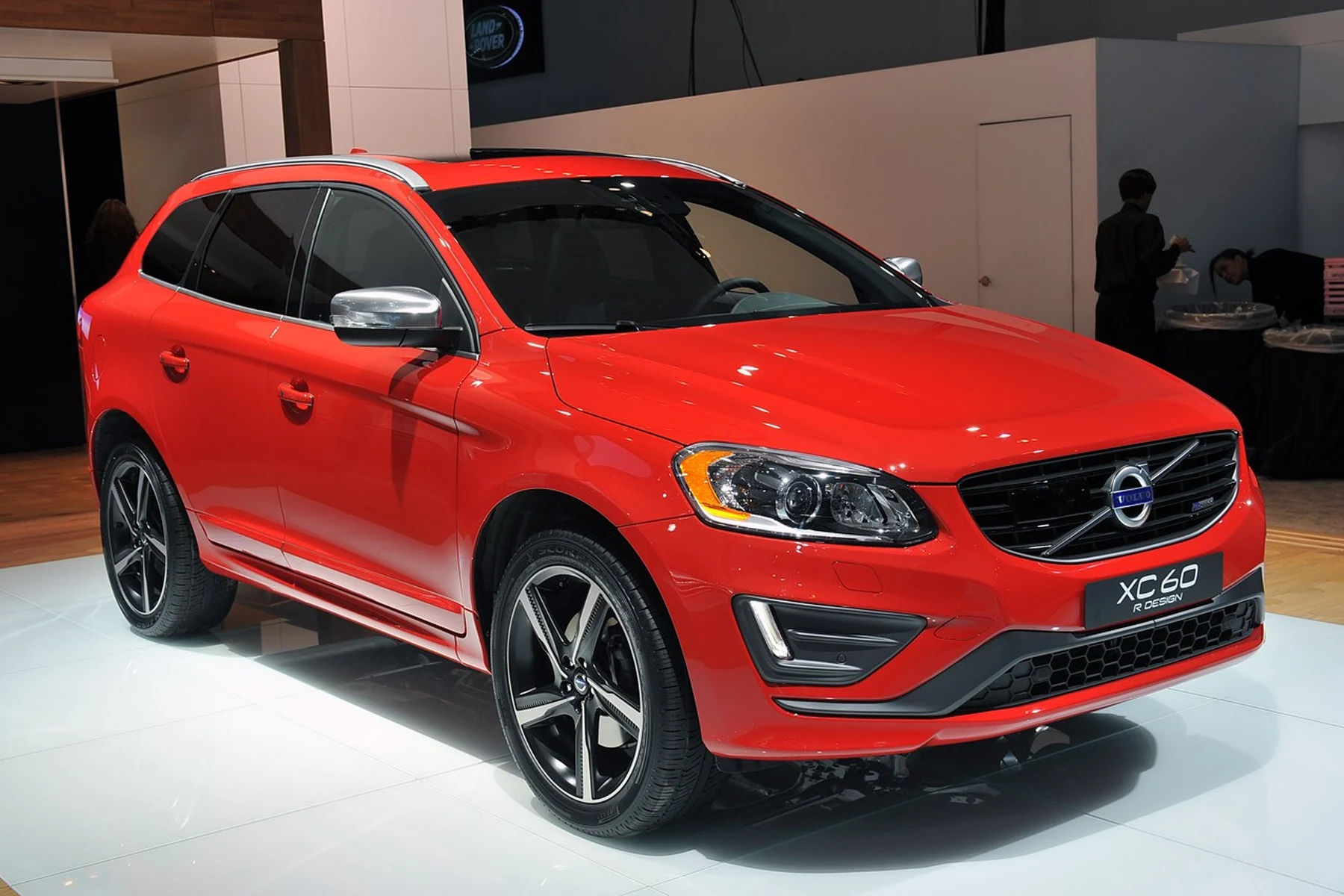 volvo vs premium-segment car