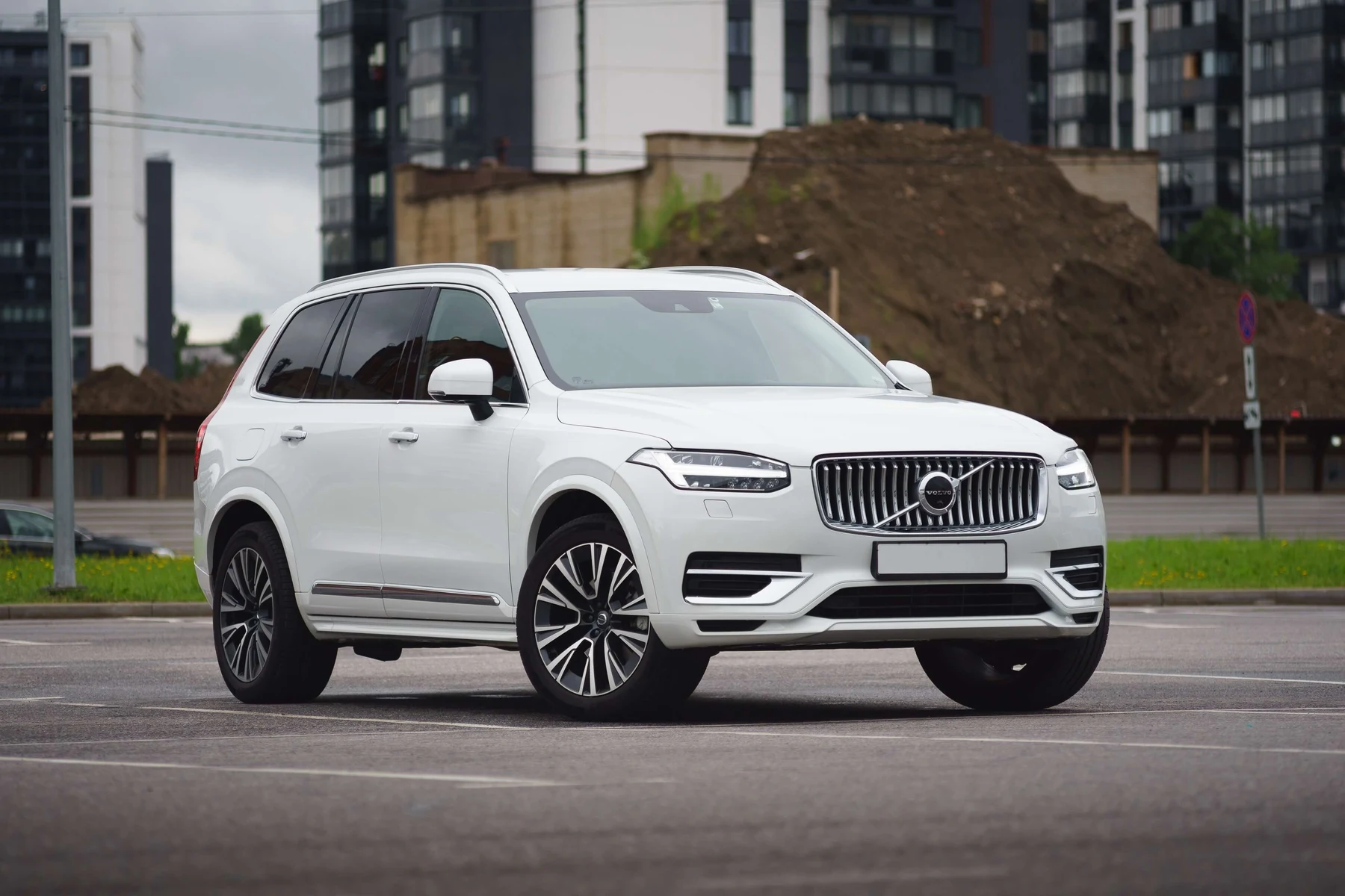 what's the difference between b5 and b6 volvo