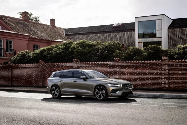 byta batteri bilnyckel volvo v90