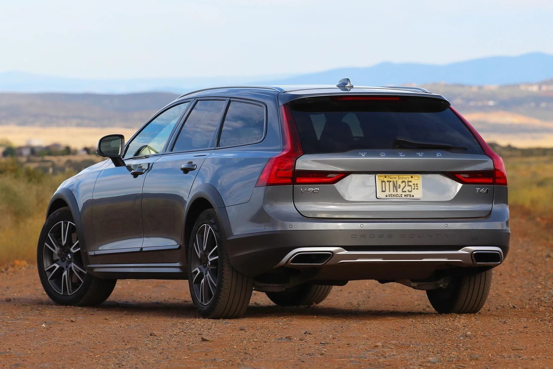 byta batteri volvo v90 nyckel