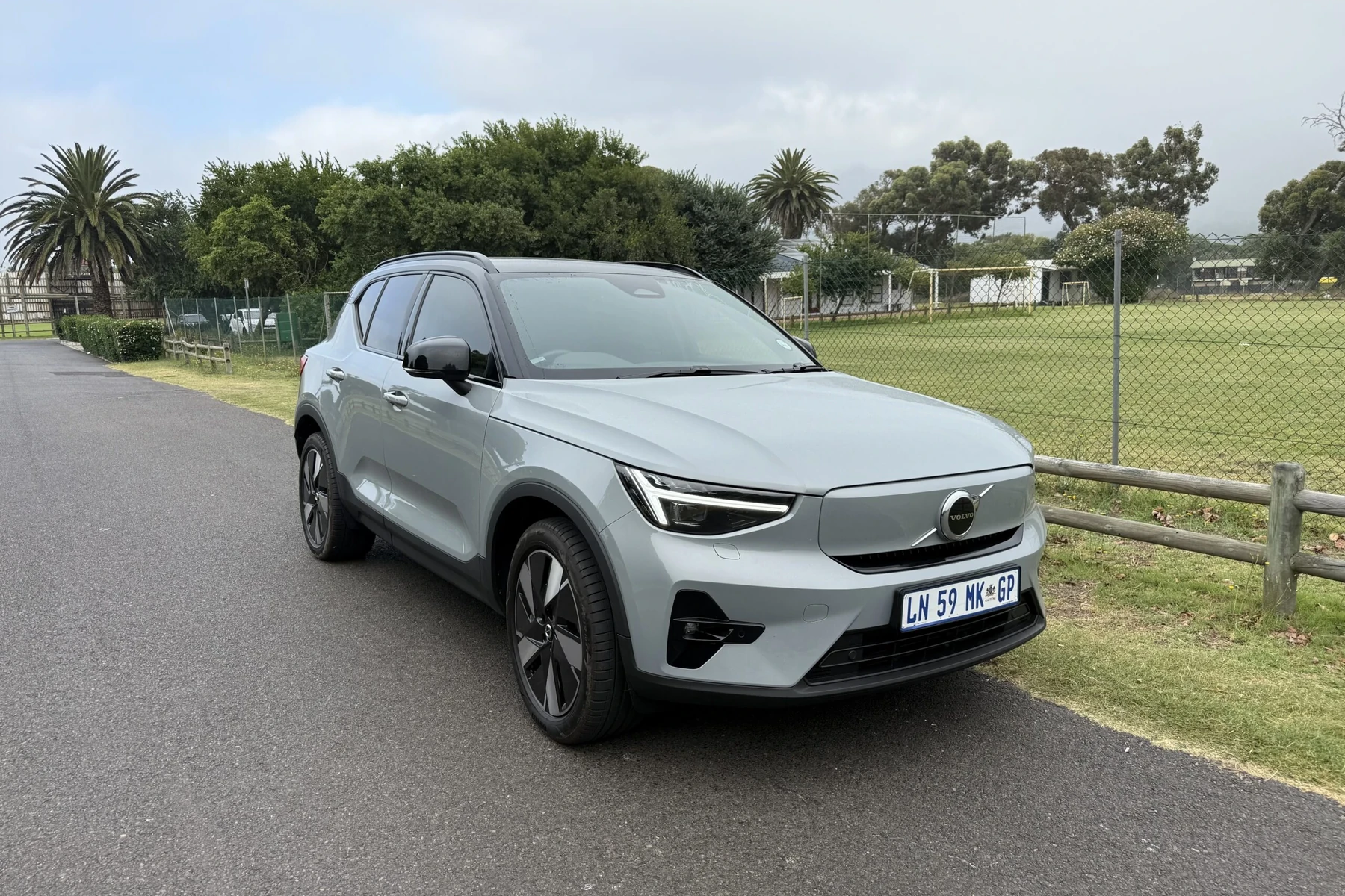 cost of volvo xc40 recharge