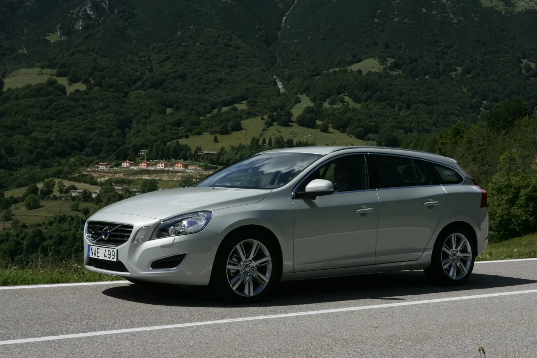 does volvo s60 city safety work consumer reporrts 2016