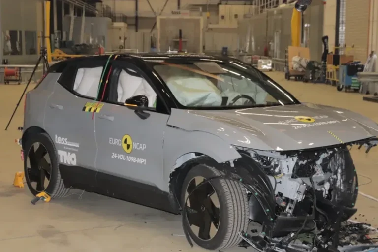 how much volvo ex30