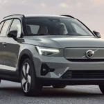 how to open volvo key fob xc40