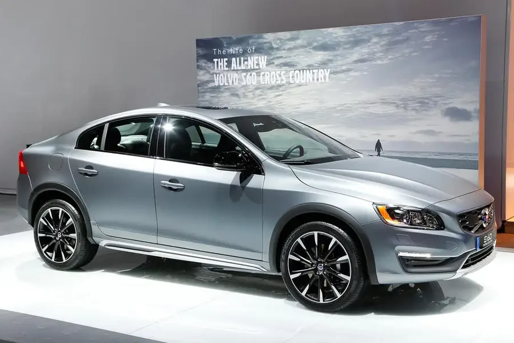new volvo s60 engines