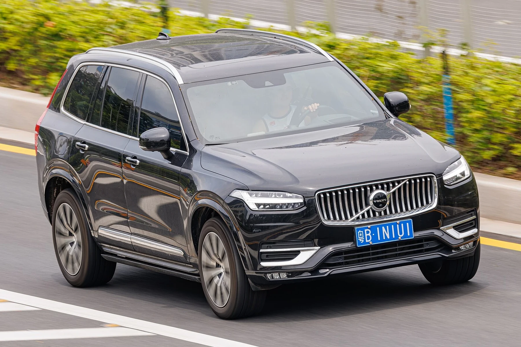 new volvo truck technology