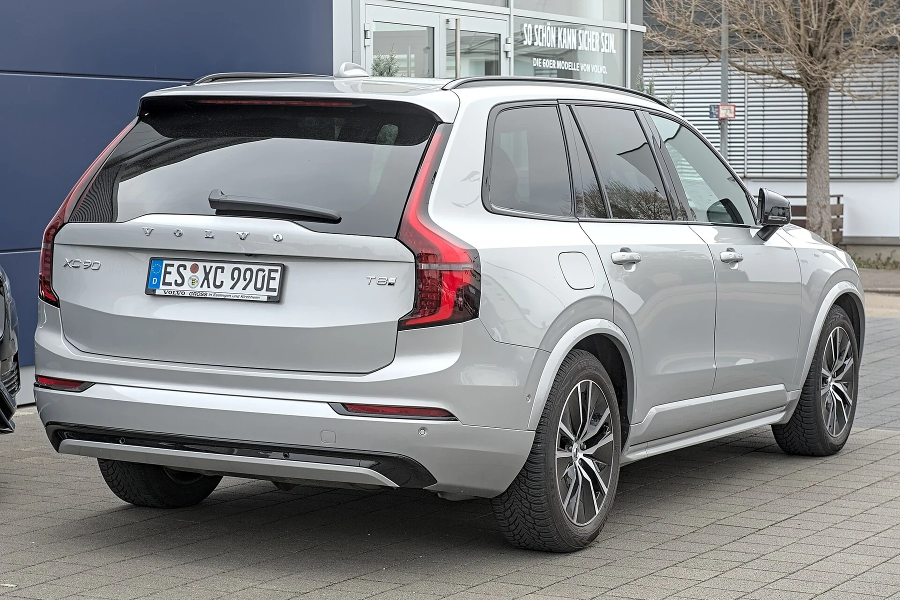 volvo ex40 price canada