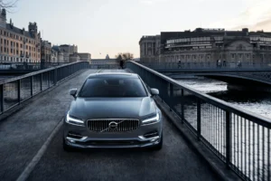 volvo ex60 prix canada