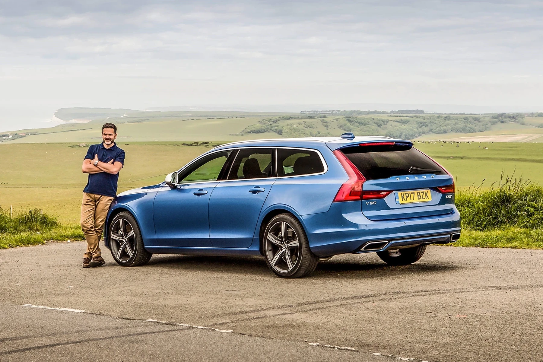 volvo v90 stop start battery