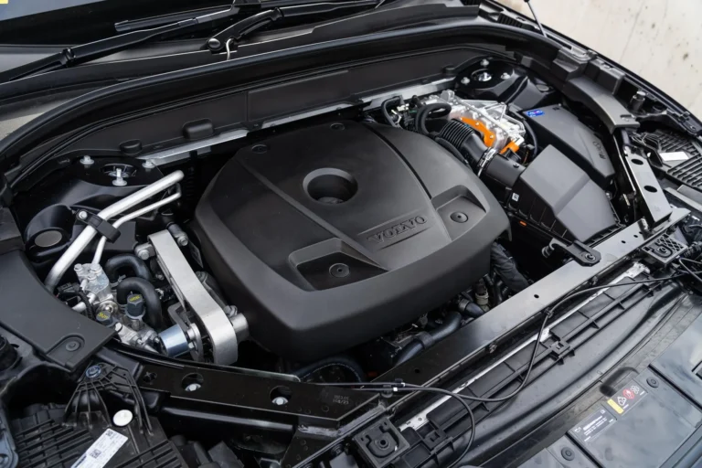 volvo xc40 2019 battery