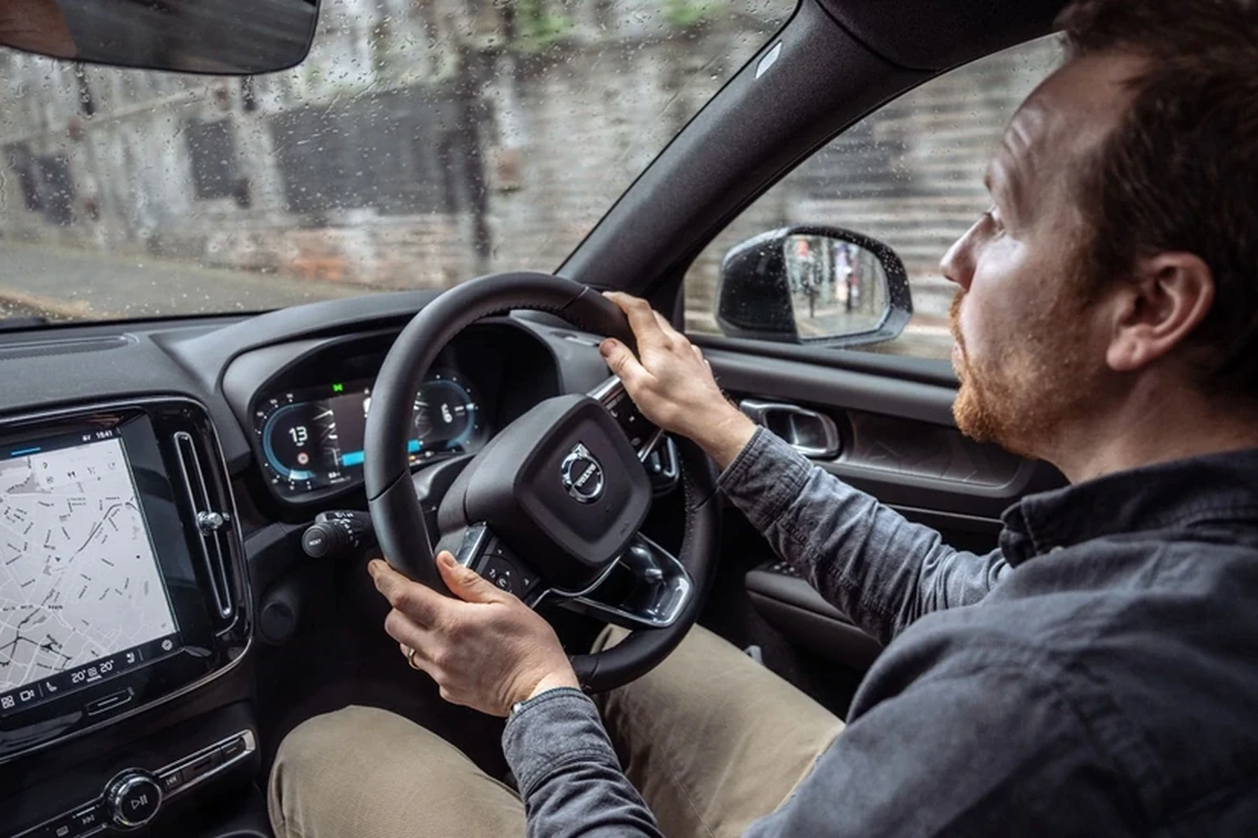 volvo xc40 dashboard lights dim