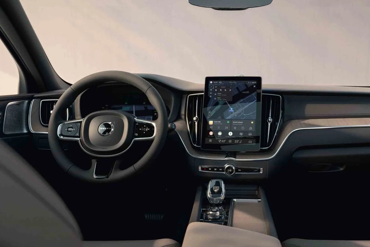 Volvo XC60 Momentum vs Inscription Which One Offers More